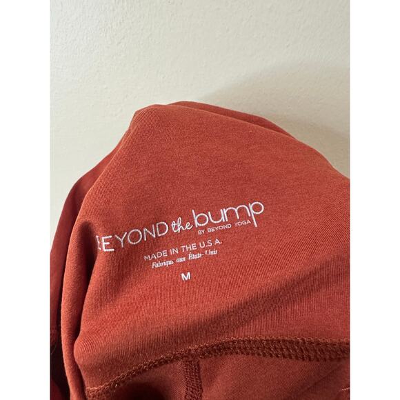 Beyond The Bump Sz M Beyond Yoga Leggings SpaceDye Orange Red Thread Loose - Picture 3 of 9